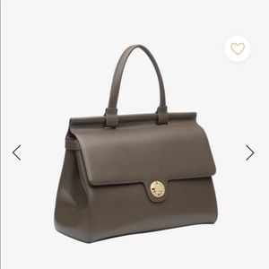 J E M M A Emma Traveler 39 (Jemma)